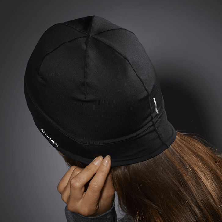 Salomon Men\s Beanie - Active JV8B48457 Deep Black/Reflective Silver